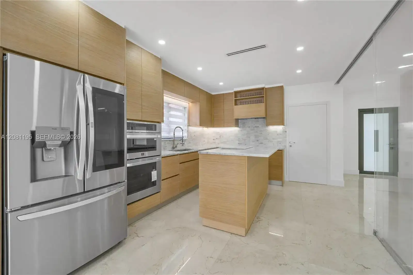 728 Majorca Ave, Coral Gables FL 33134 photo 5