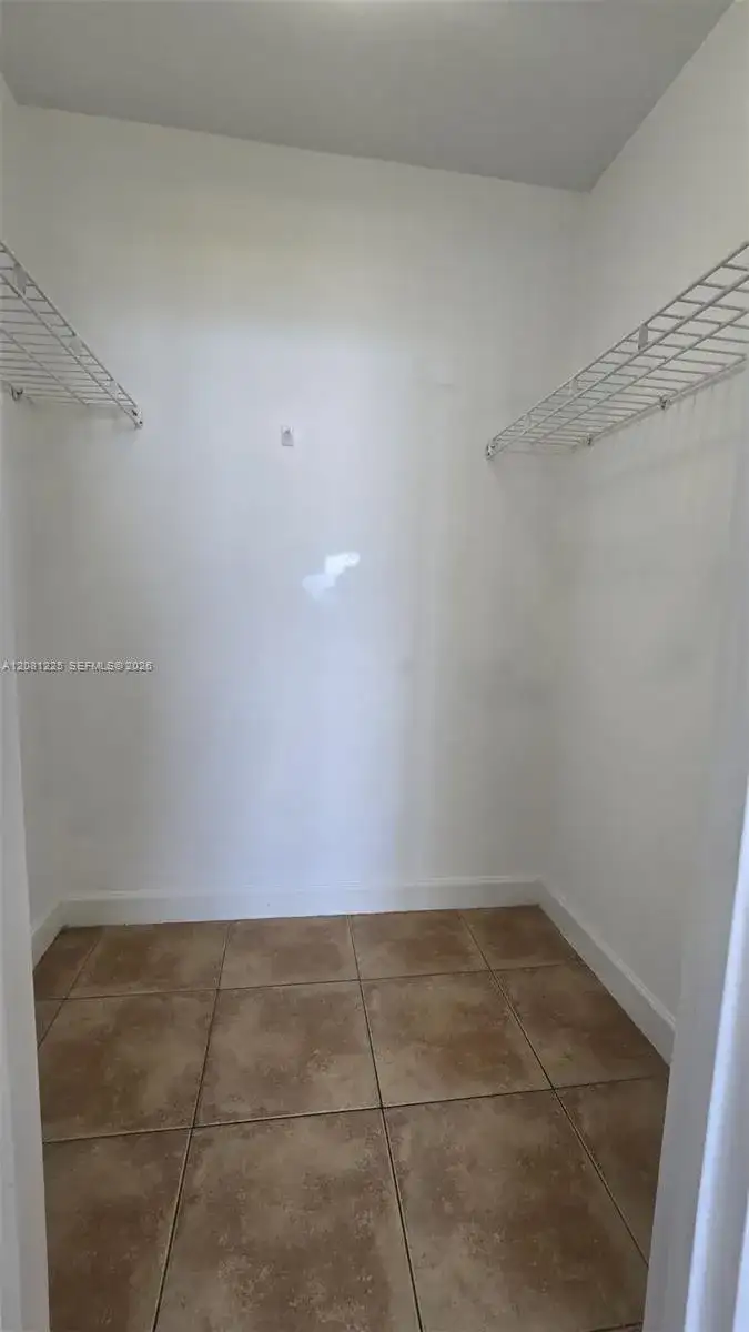 2899 Collins Ave # 1005, Miami Beach FL 33140 photo 4