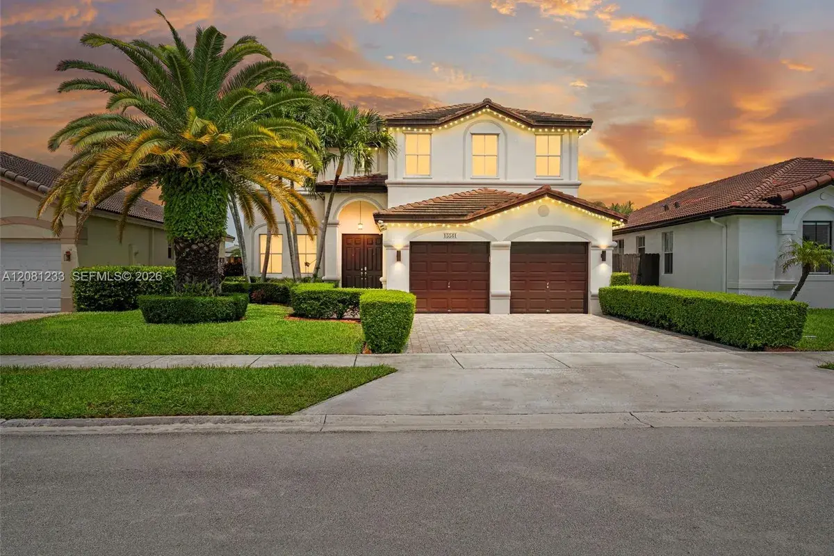 15541 SW 21st Ter, Miami FL 33185