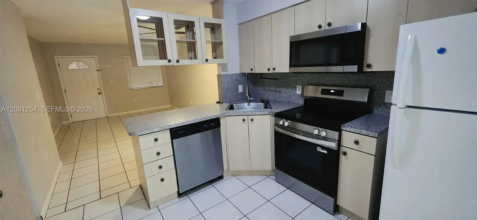 5500 W 21st Ct # 204, Hialeah FL 33016 photo 4