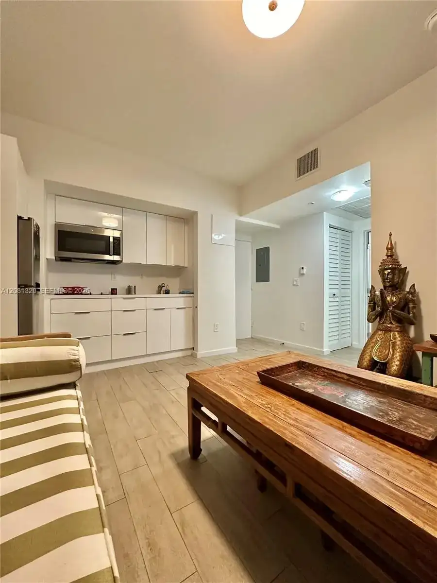 1611 Meridian Ave # 103, Miami Beach FL 33139