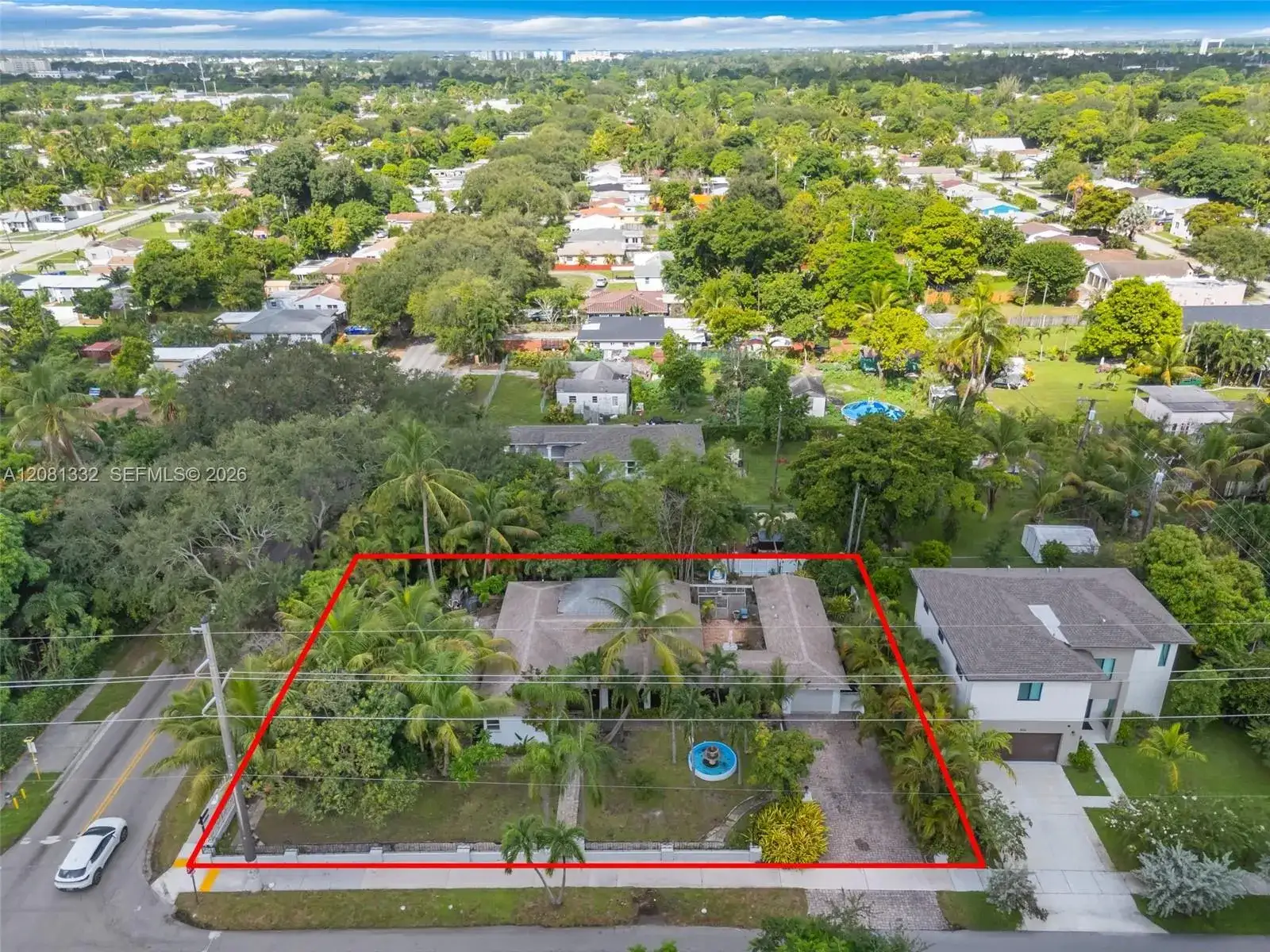 2407 Washington St, Hollywood FL 33020 photo 4