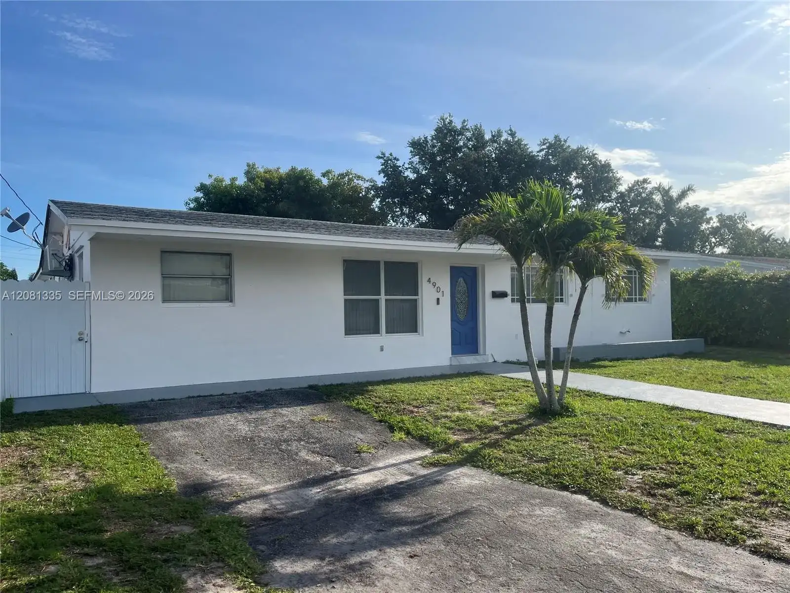 4901 NW 177th St, Miami Gardens FL 33055 photo 2