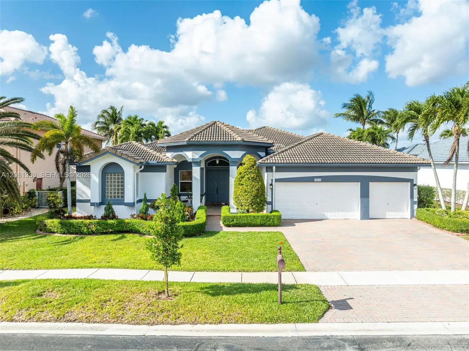 18633 SW 24th St, Miramar FL 33029