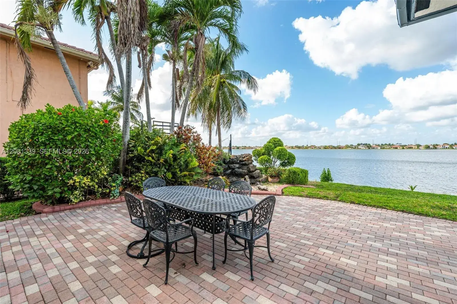 18633 SW 24th St, Miramar FL 33029