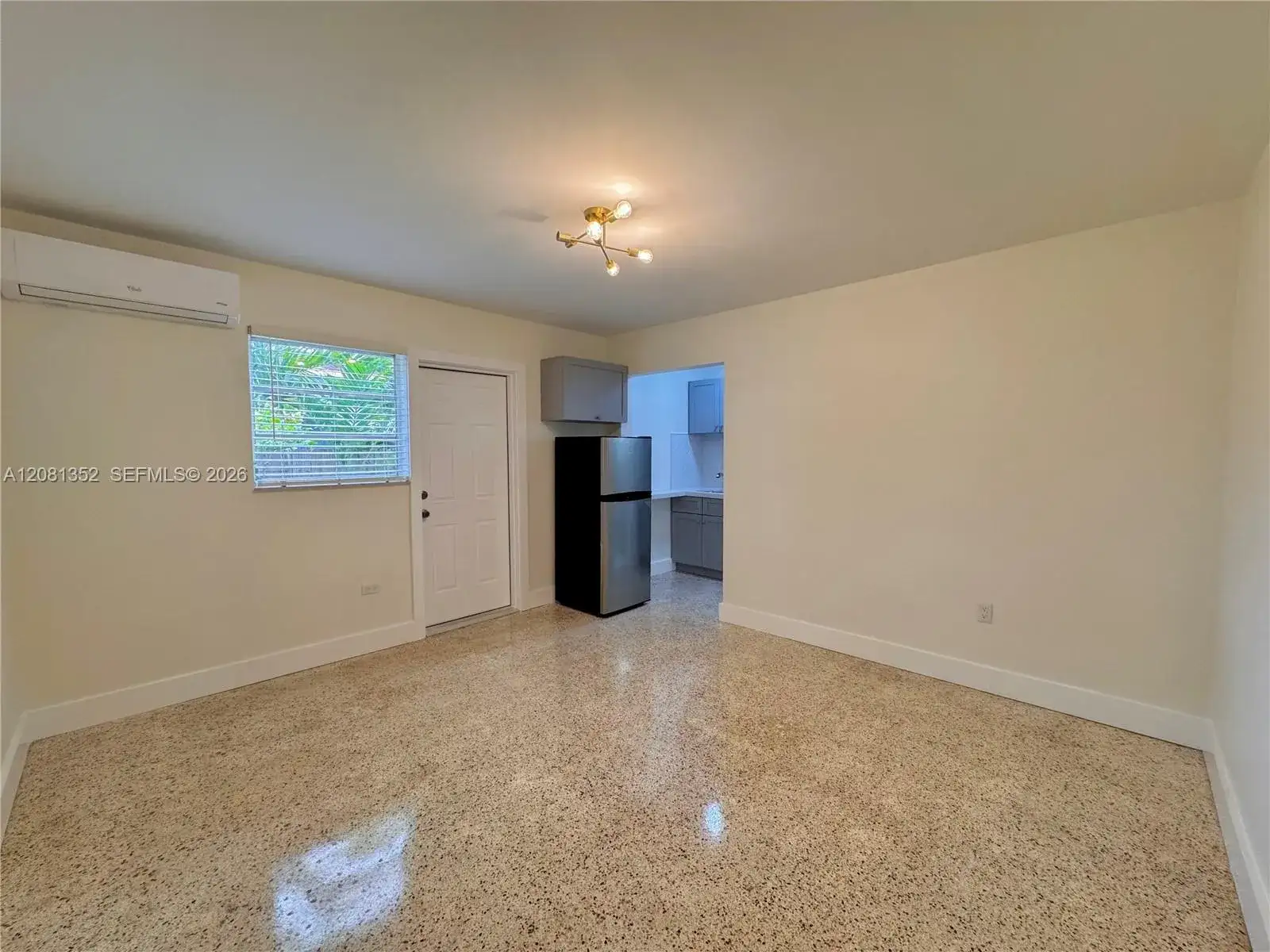 7137 SW 22nd St, Miami FL 33155 photo 2