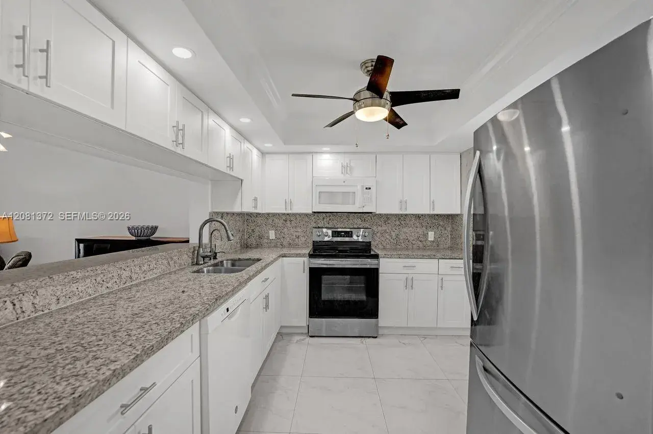 170 SE 5th Ave # 405, Dania Beach FL 33004