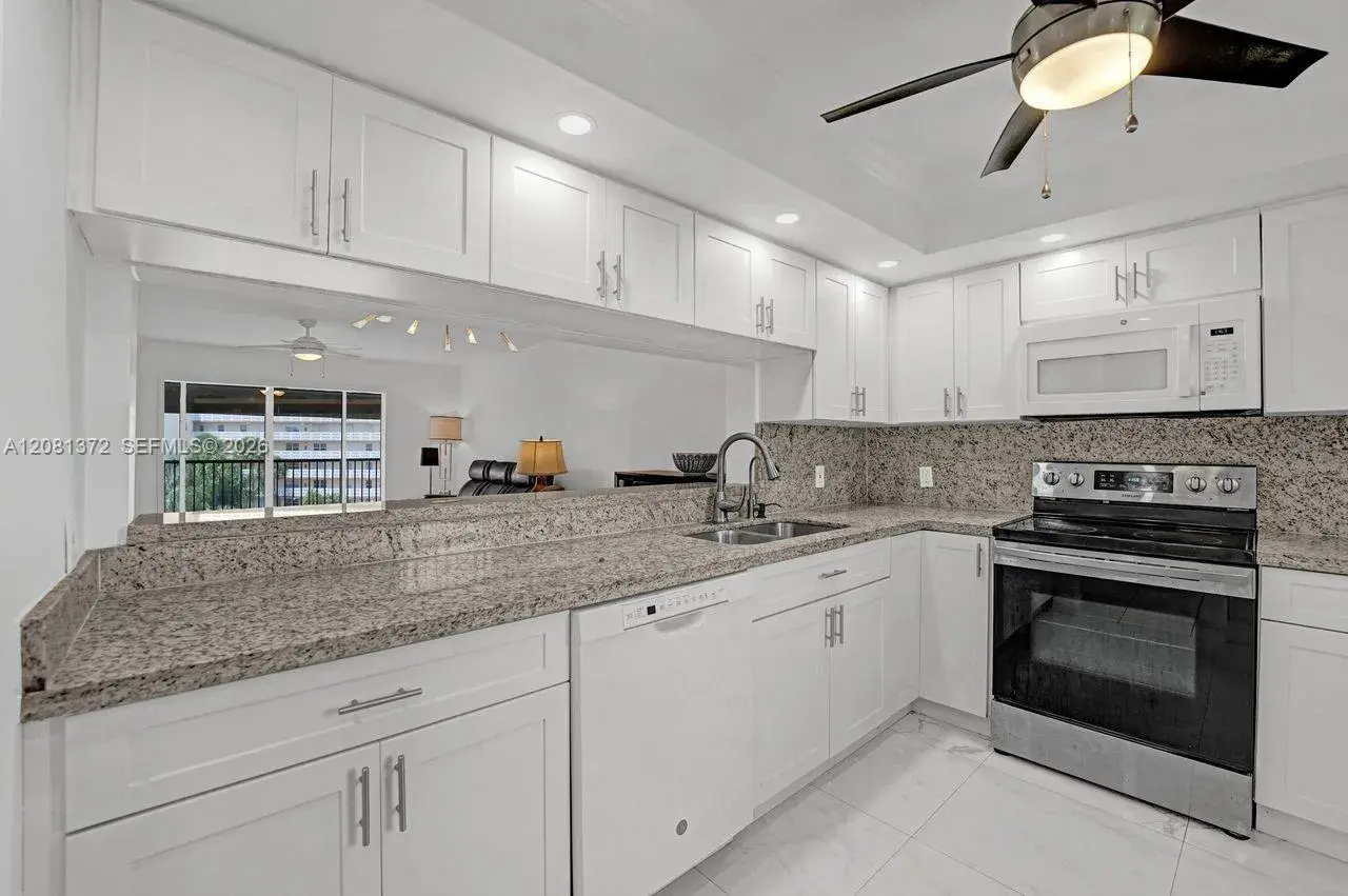 170 SE 5th Ave # 405, Dania Beach FL 33004