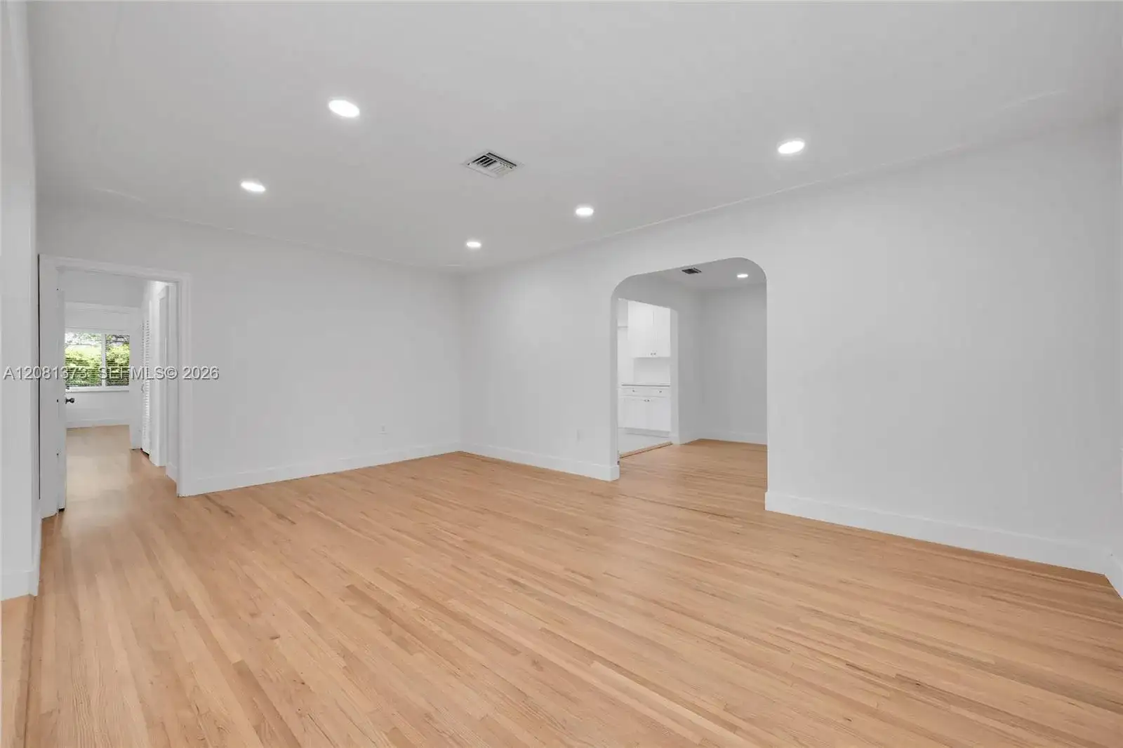 1540 Sarria Ave, Coral Gables FL 33146 photo 3