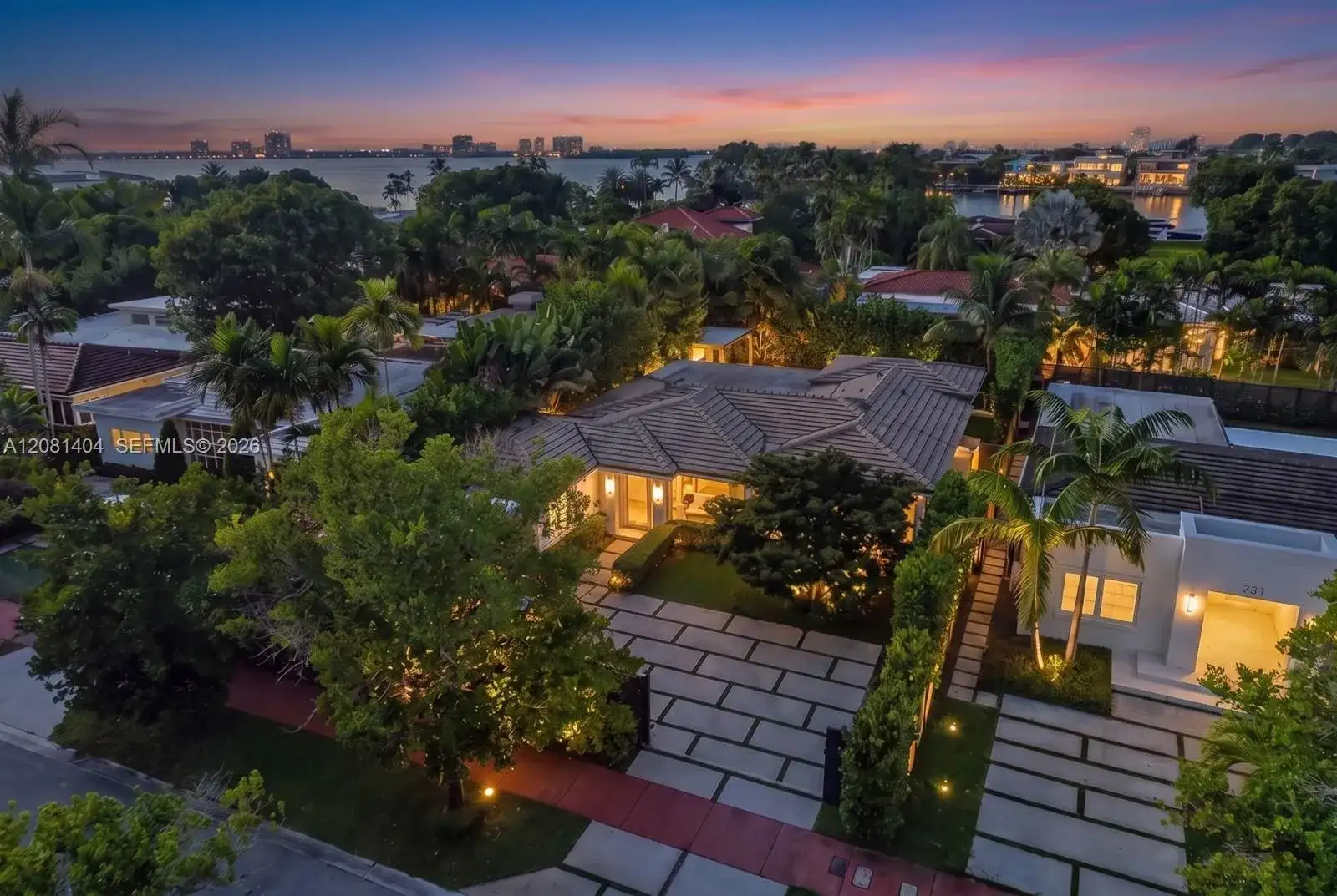 771 Fairway Dr, Miami Beach FL 33141 photo 3