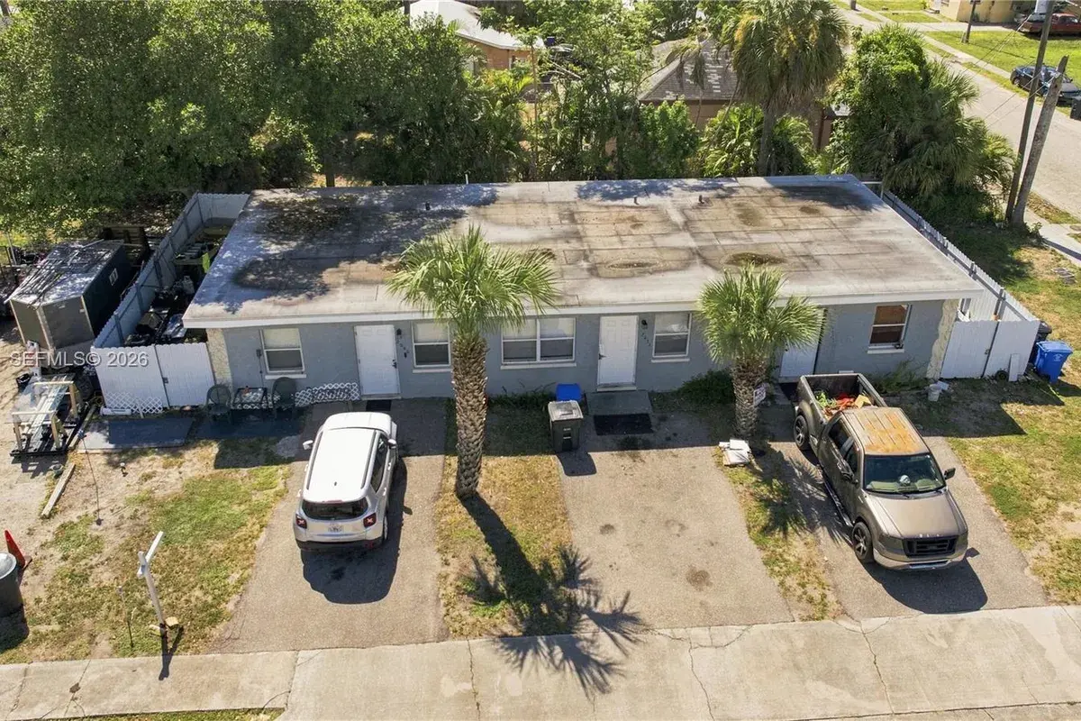 2031-2040 Wright, Fort Myers FL 33916