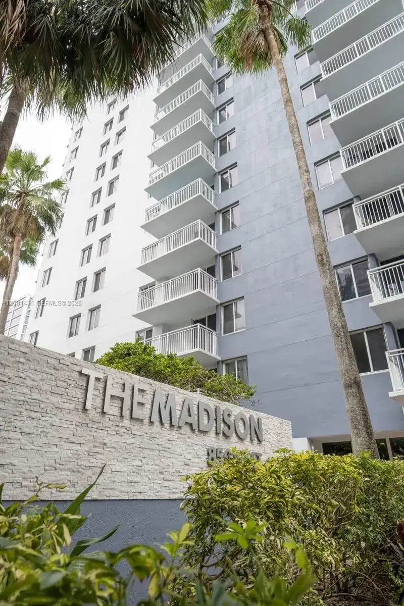 800 N Miami Ave # E1602, Miami FL 33136 photo 2