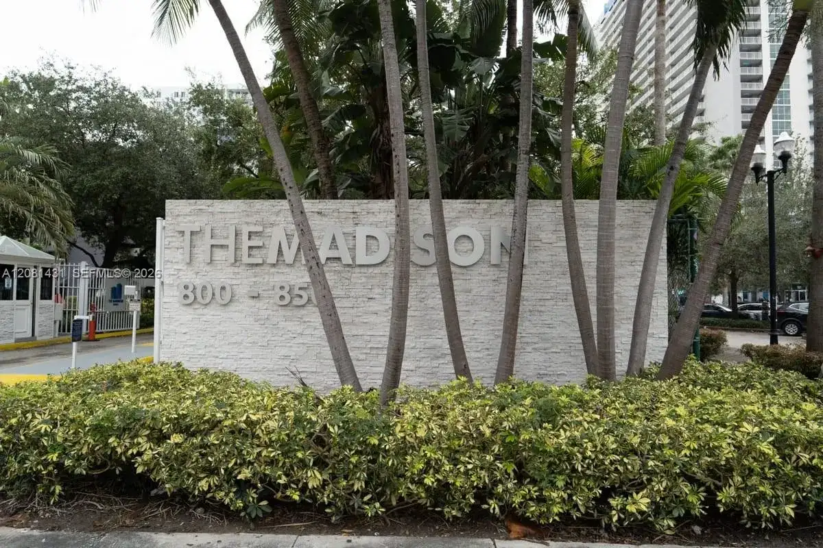 800 N Miami Ave # E1602, Miami FL 33136 photo 4