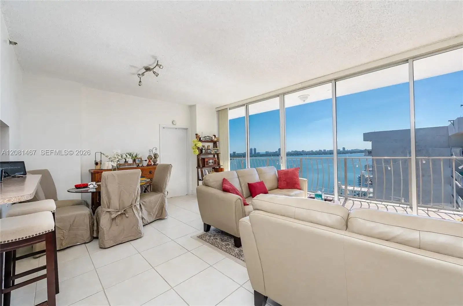 7601 E Treasure Dr, North Bay Village FL 33141 photo 2