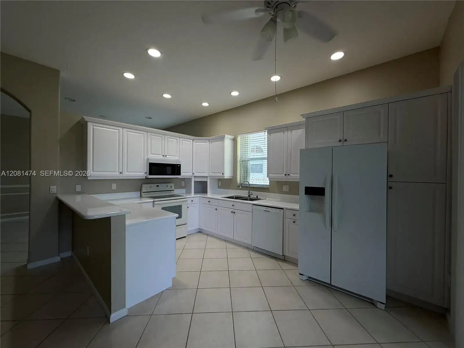 5213 SW 158th Ave, Miramar FL 33027 photo 2