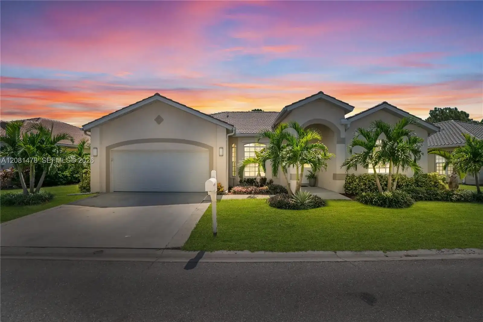 11142 Lakeland Cir, Other City - In The State Of Florida FL 33913
