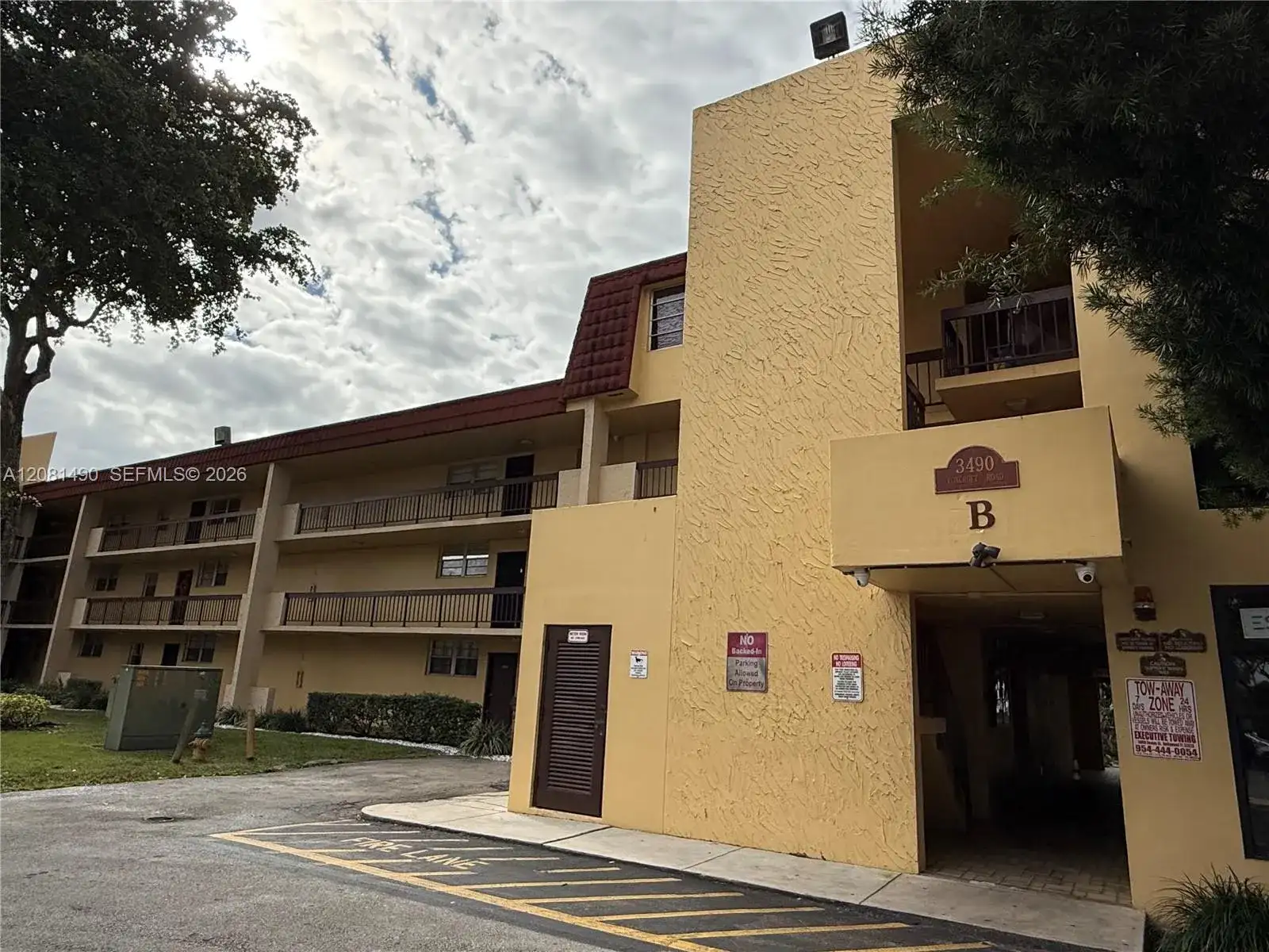 3490 Foxcroft Rd # B208, Miramar FL 33025 photo 2