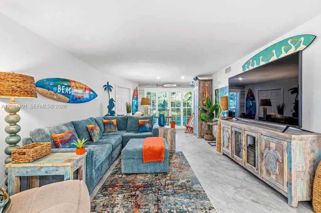 900 Jasmine Ln # 105A, Vero Beach FL 32963 photo 2