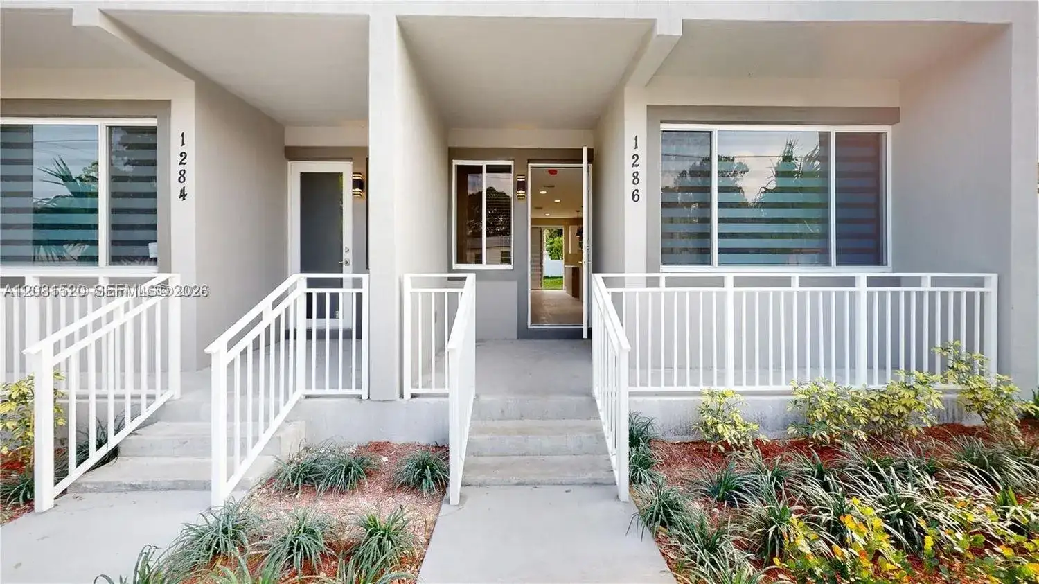 1286 NE 111th St, Miami FL 33161 photo 3
