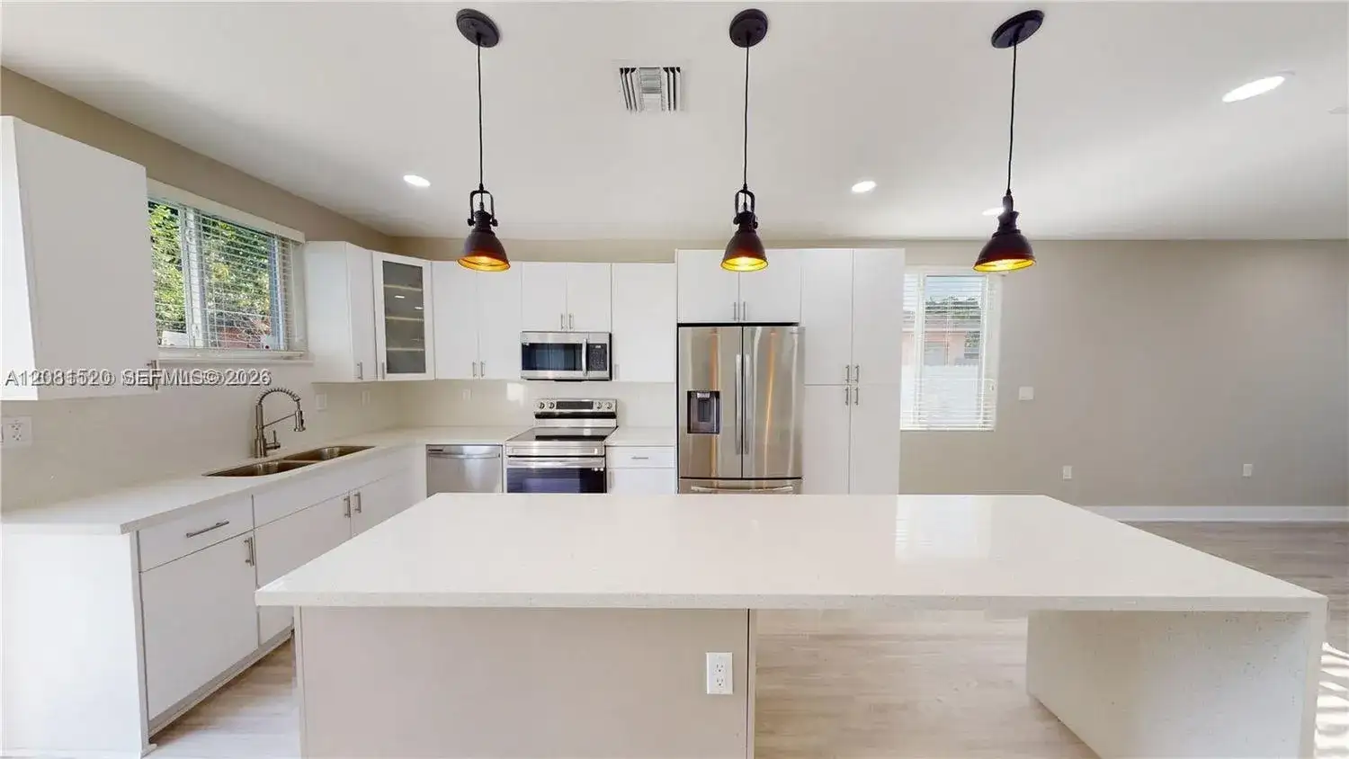 1286 NE 111th St, Miami FL 33161 photo 5