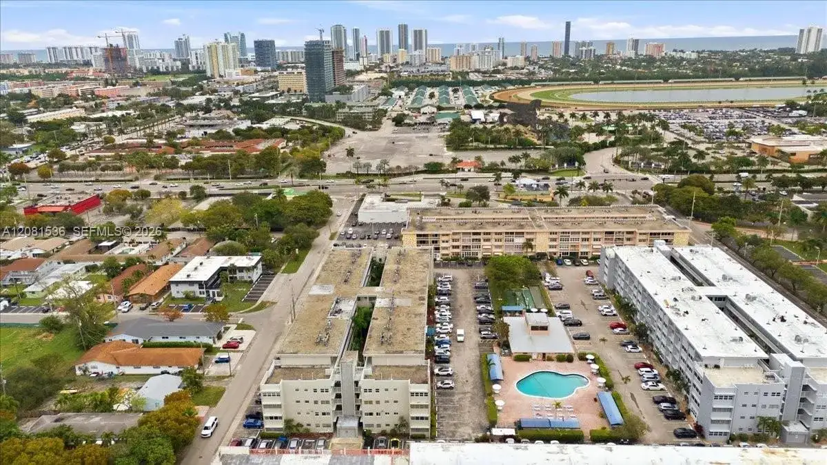 330 SE 2nd St # 501G, Hallandale Beach FL 33009 photo 3