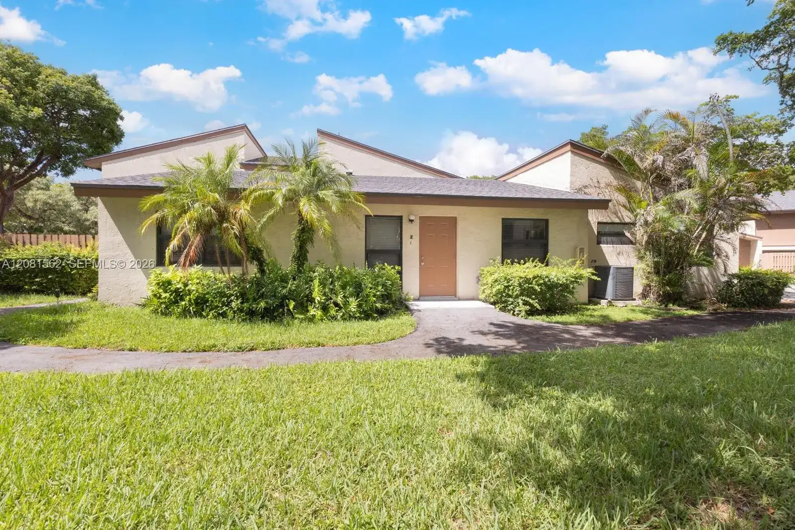 11531 SW 109th Rd # 19Z, Miami FL 33176 photo 2
