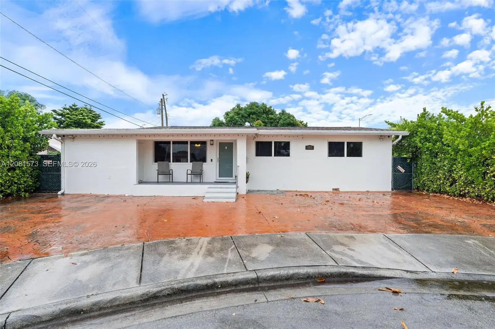 985 SE 2nd Pl, Hialeah FL 33010