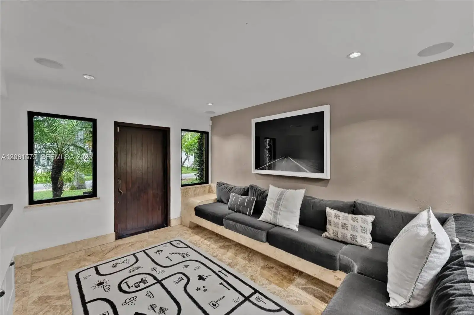 9204 NE 10th Ave, Miami Shores FL 33138 photo 4