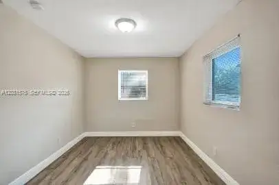 429 NW 9th Ave # 1, Fort Lauderdale FL 33311 photo 5