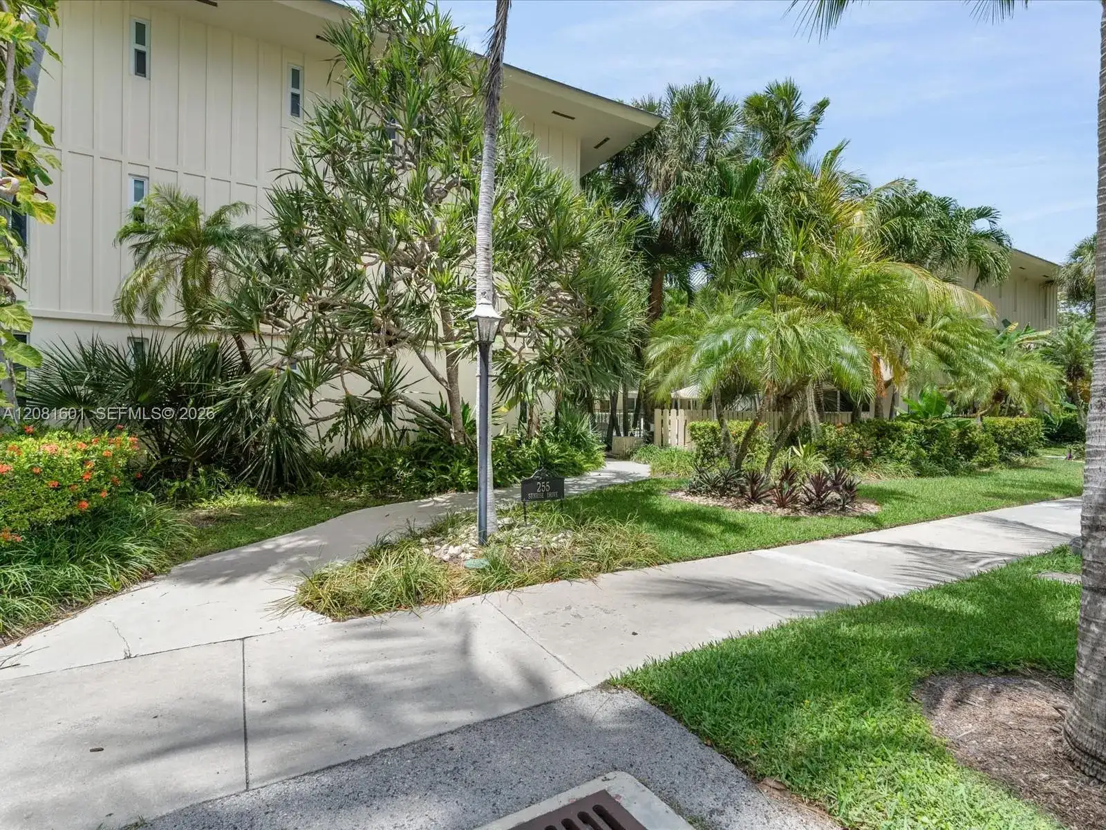 255 Sunrise Dr # 307, Key Biscayne FL 33149 photo 3