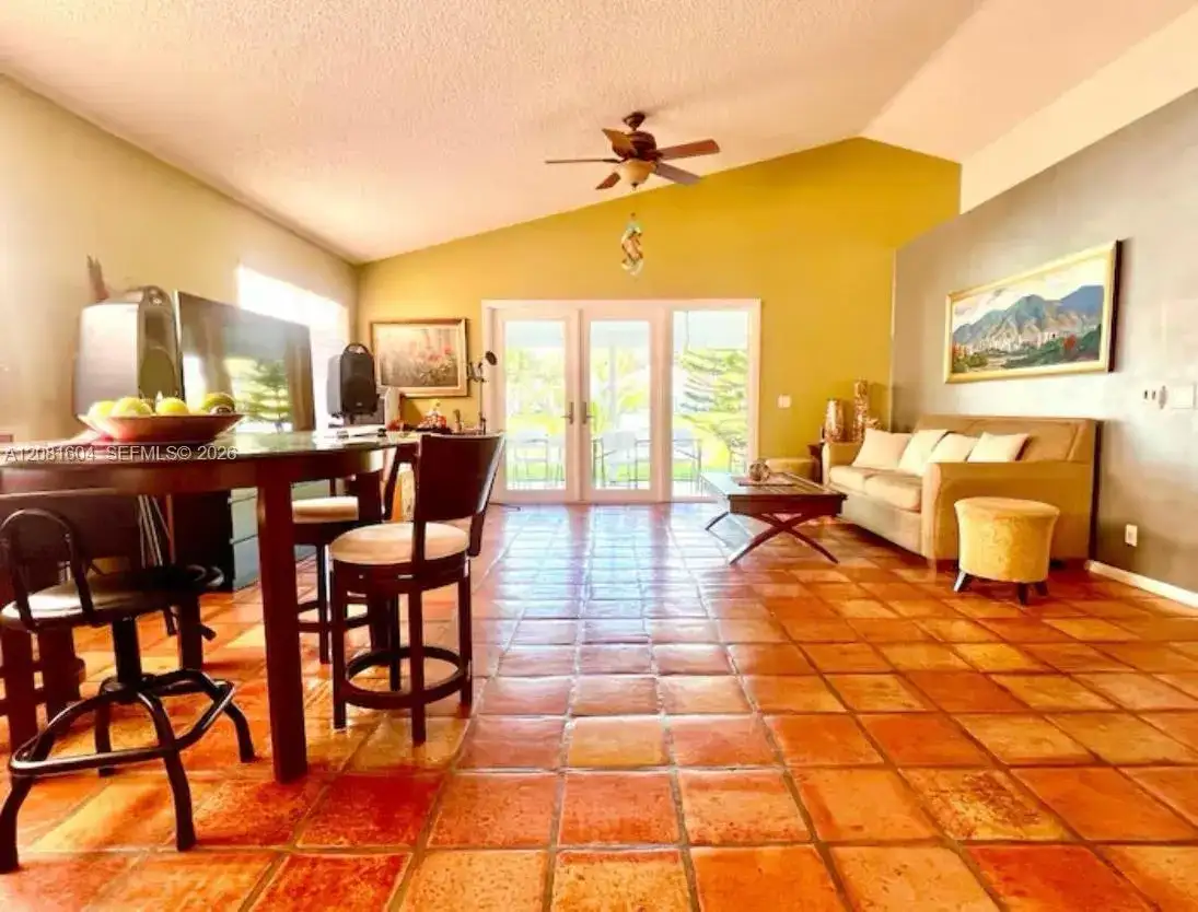 2957 Myrtle Oak Cir, Davie FL 33328 photo 3