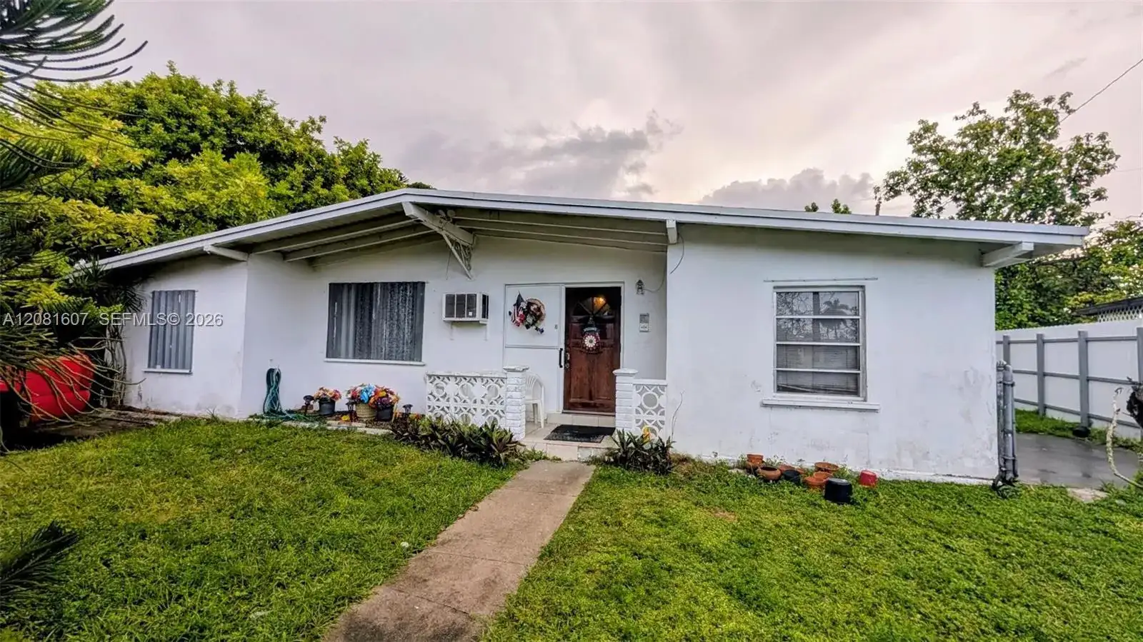 11345 SW 44th St, Miami FL 33165 photo 5