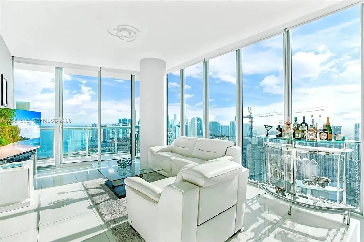 888 Biscayne Blvd # 5301, Miami FL 33132 photo 2