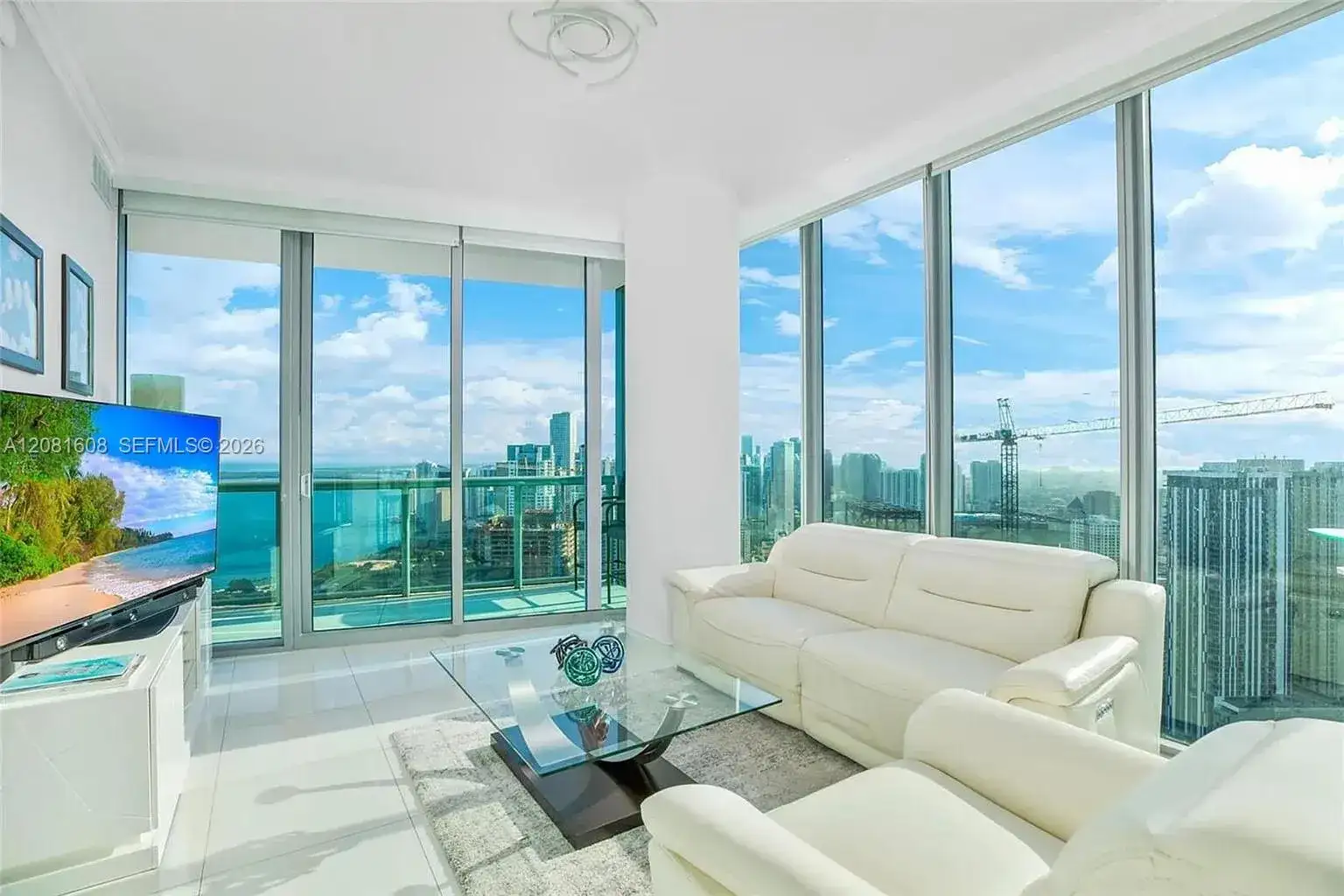 888 Biscayne Blvd # 5301, Miami FL 33132 photo 3