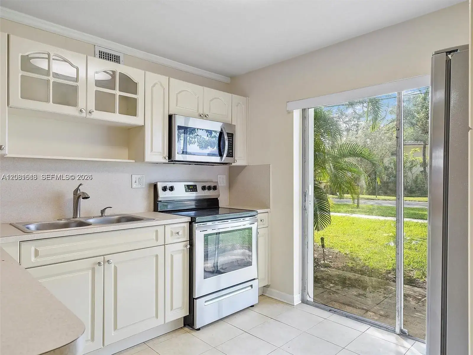 8941 NE 4th Ave Rd # 8941, Miami Shores FL 33138 photo 3