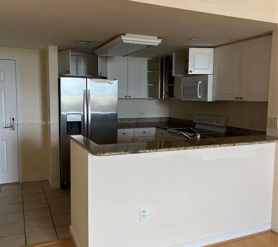 19501 W Country Club Dr # 611, Aventura FL 33180
