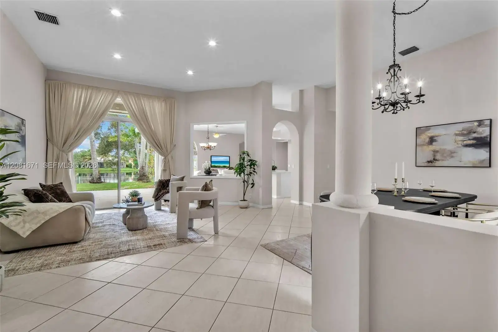 2008 NW 126th Ave, Pembroke Pines FL 33028 photo 4