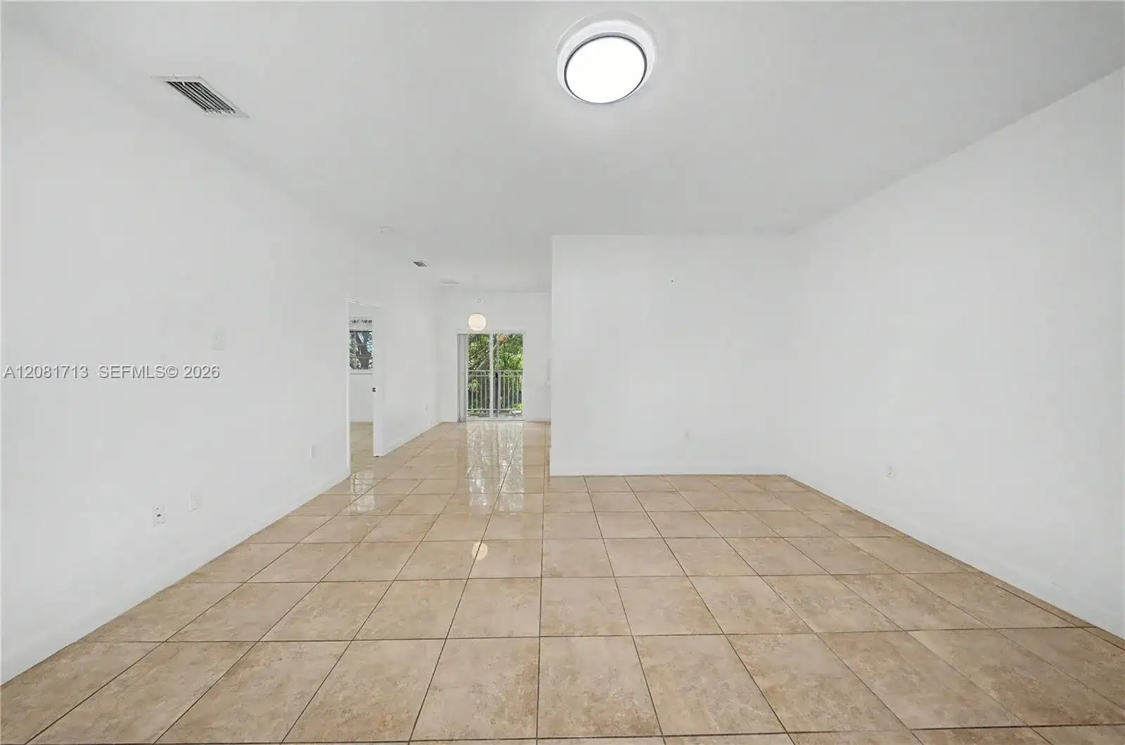 2630 NE 3rd Dr # 202, Homestead FL 33033 photo 2