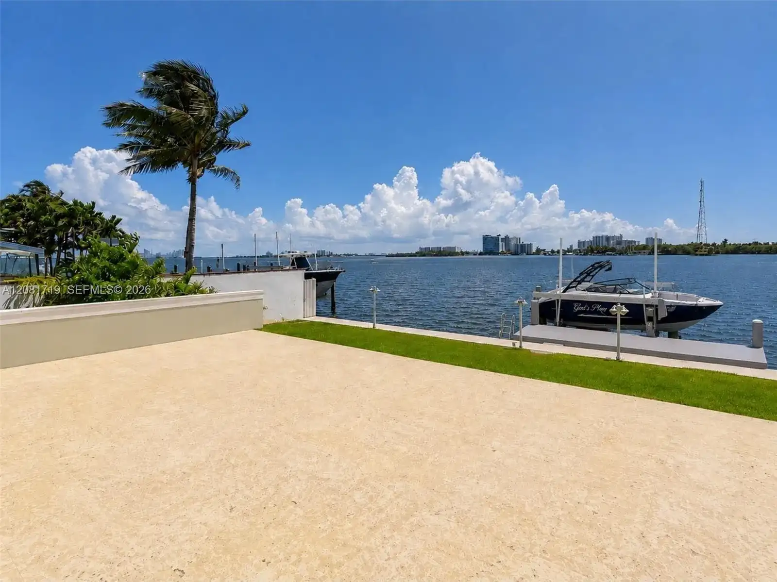 8041 NE Bayshore Ct # 8041, Miami FL 33138
