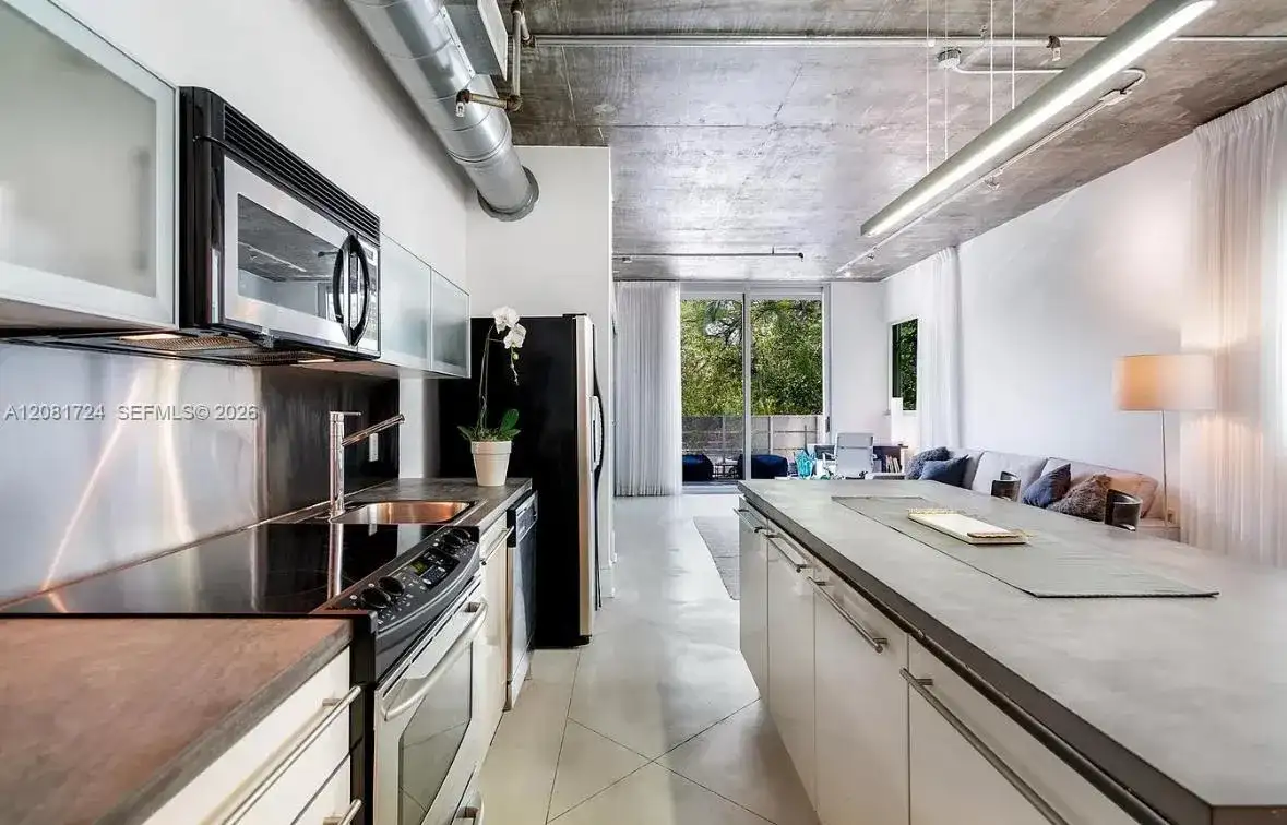 1700 Meridian Ave # 208, Miami Beach FL 33139 photo 4