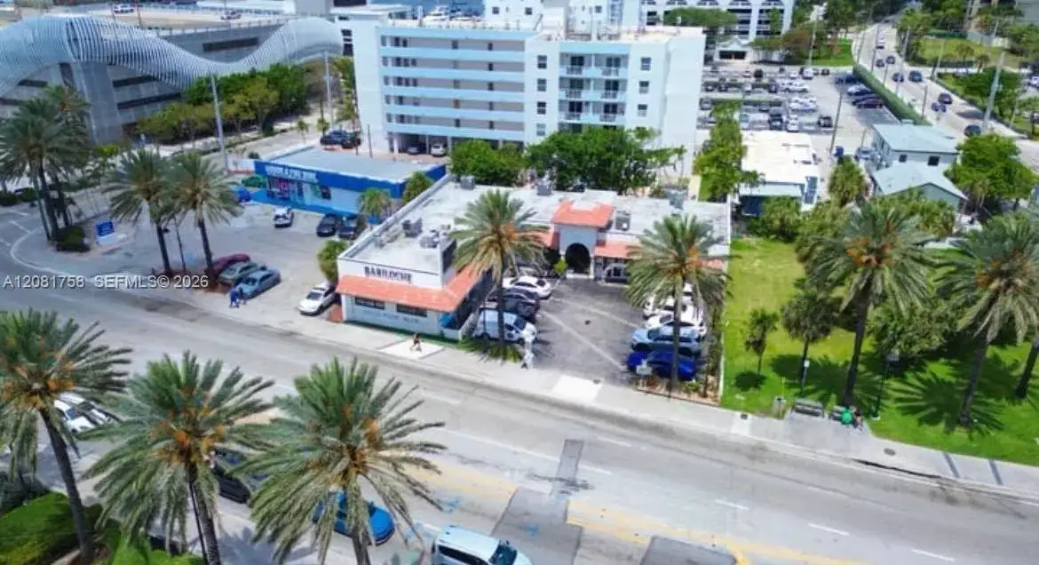 2915 E Las Olas Blvd, Fort Lauderdale FL 33316 photo 4