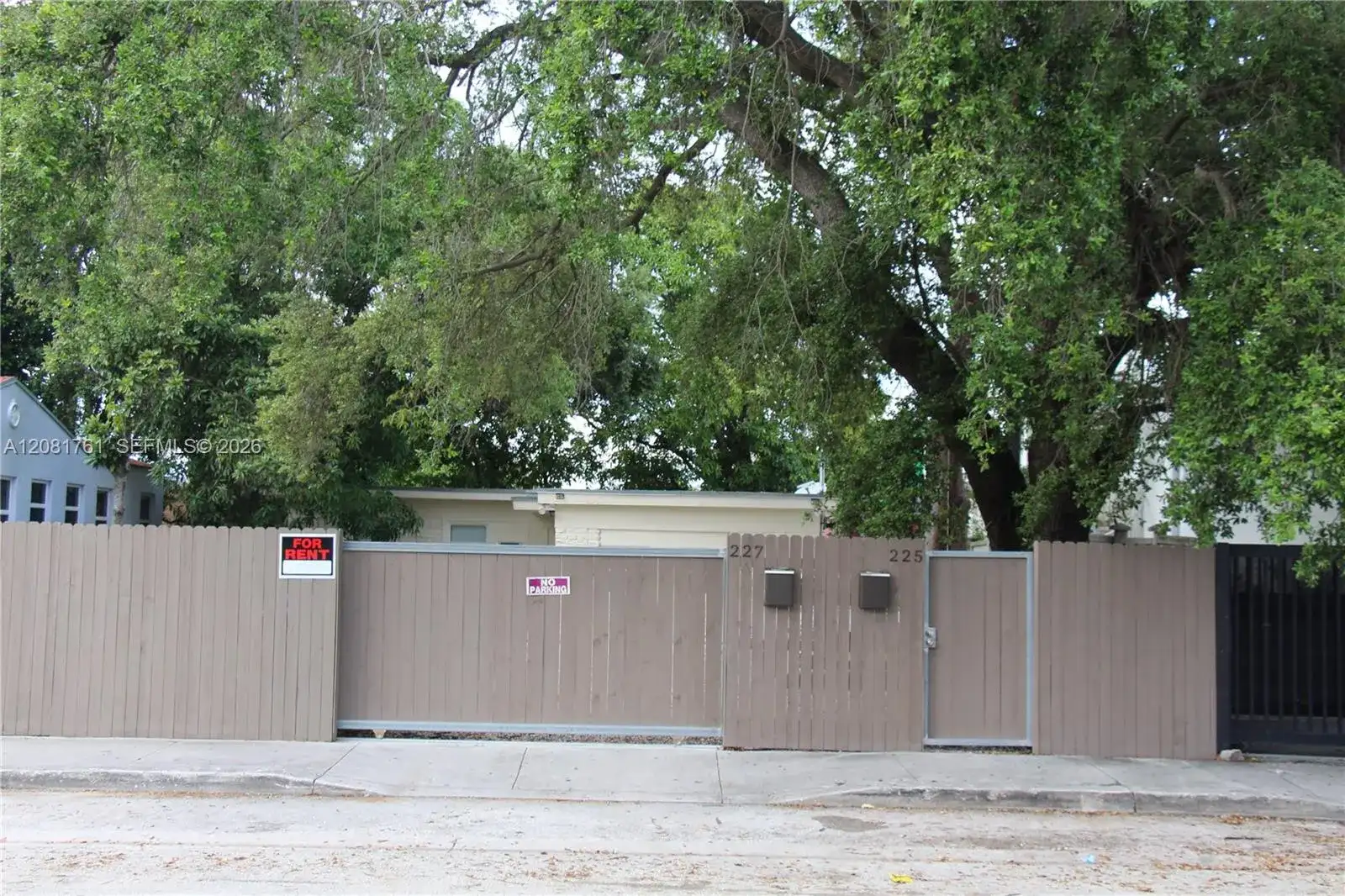 225 NW 59th St, Miami FL 33127 photo 2