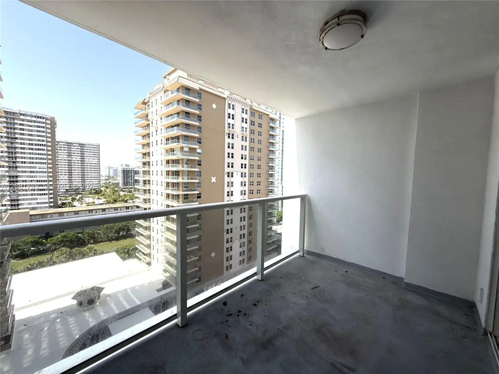 1904 S Ocean Dr # 1206, Hallandale Beach FL 33009 photo 3