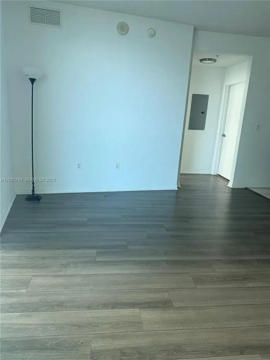 1900 N Bayshore Dr # 1517, Miami FL 33132 photo 3