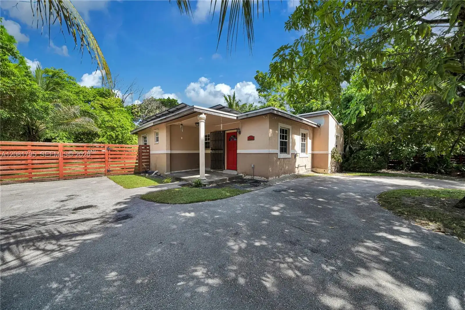 6401 SW 63rd Ct, South Miami FL 33143 photo 2