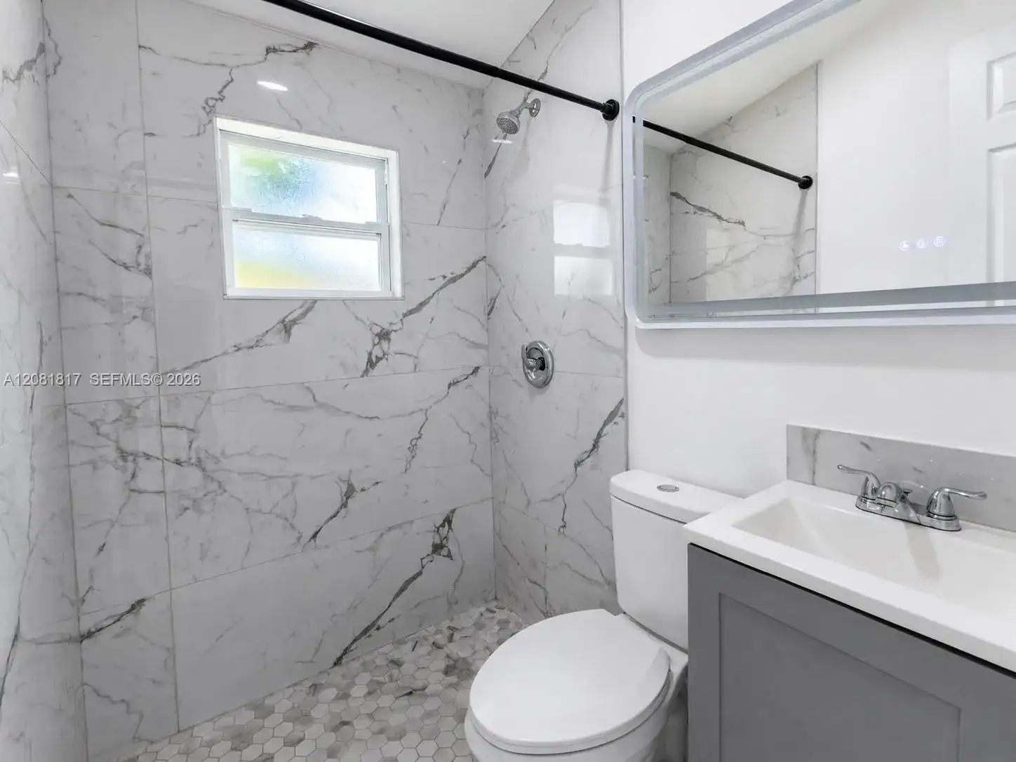 950 NE 164th St, North Miami Beach FL 33162 photo 5