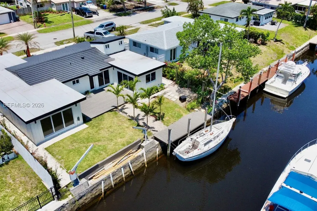 1720 SW 23rd Ave, Fort Lauderdale FL 33312