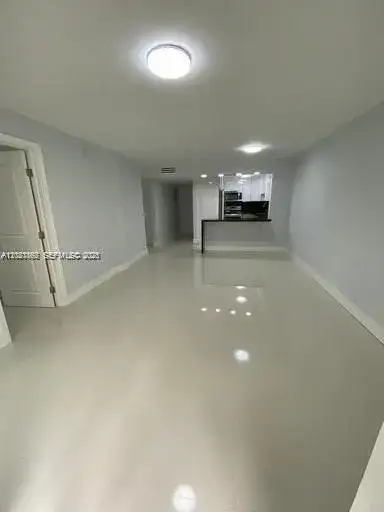 10000 NW 80th Ct # 2132, Hialeah Gardens FL 33016 photo 2