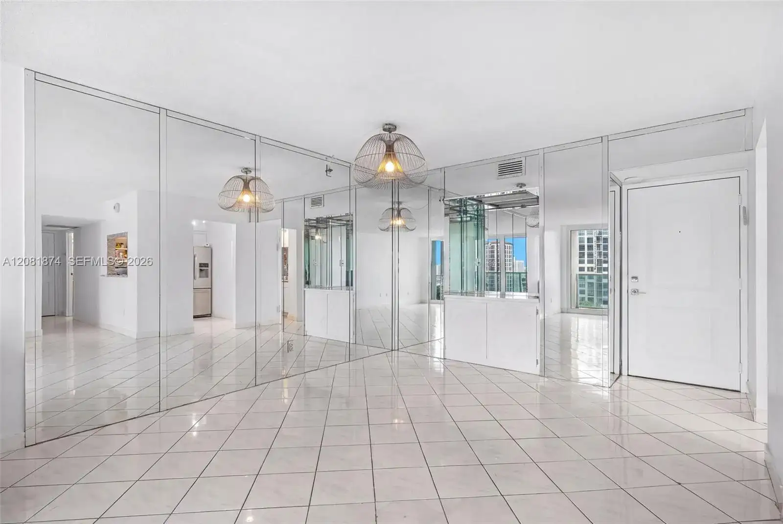 100 Bayview Dr # 1428, Sunny Isles Beach FL 33160 photo 4