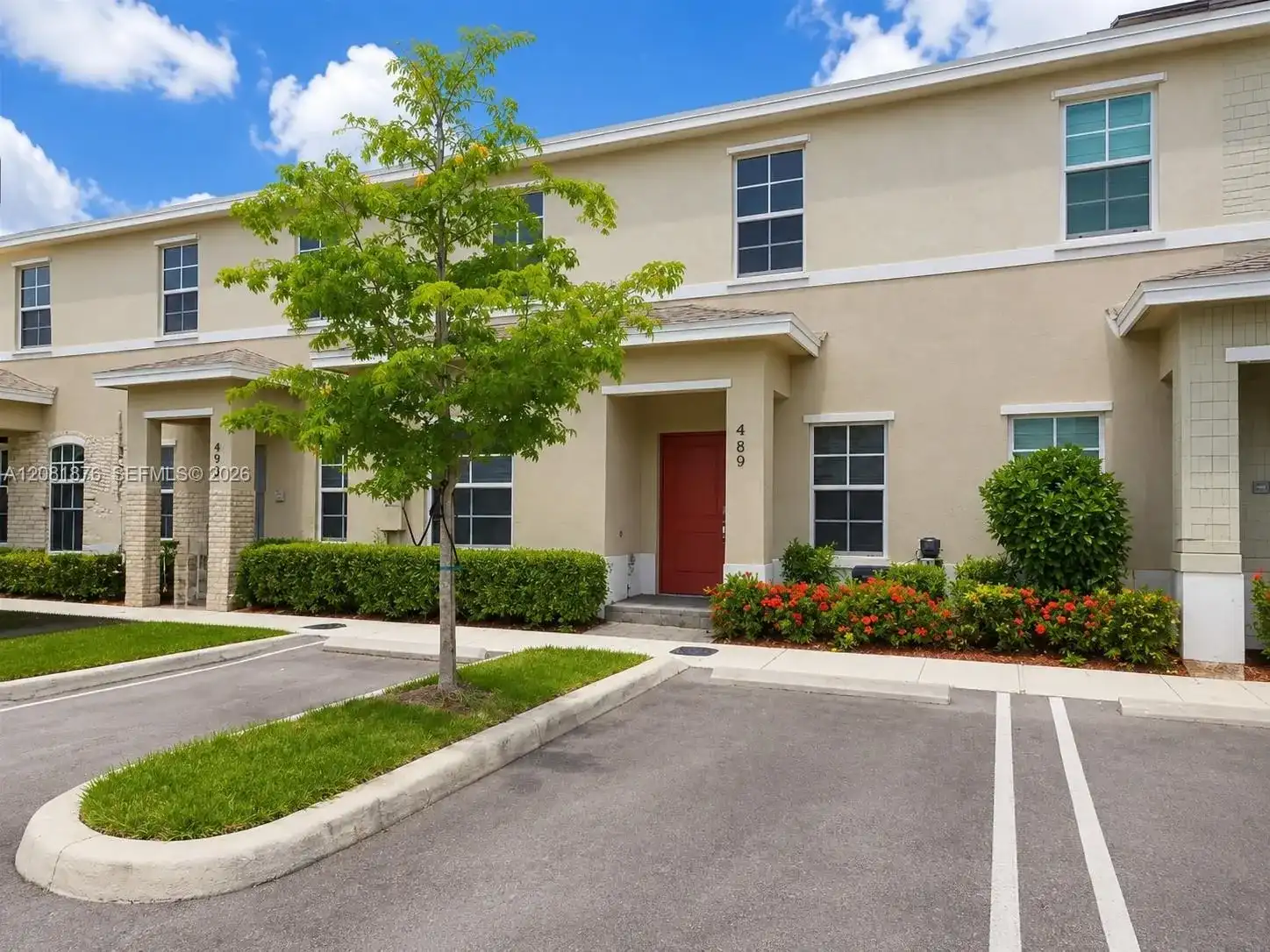 489 NE 4th St, Florida City FL 33034
